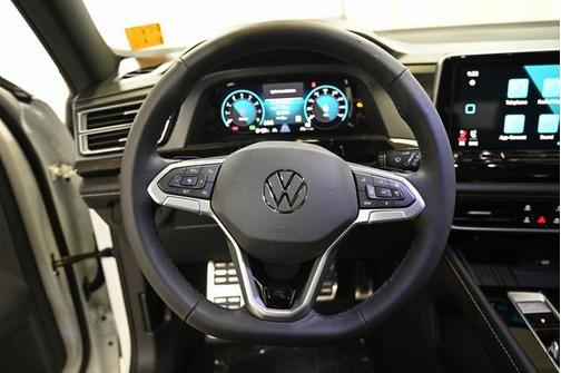 2026 Volkswagen Atlas Cross Sport 2.0T SEL