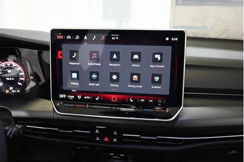 2025 Volkswagen Golf GTI 2.0T SE DSG