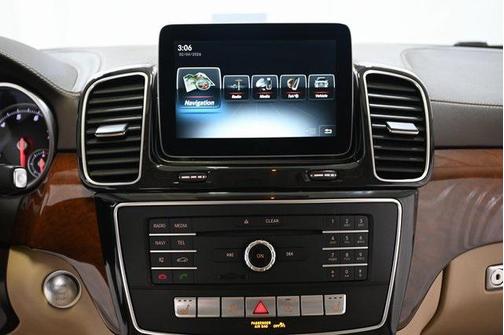 2017 Mercedes-Benz GLS 450 4MATIC