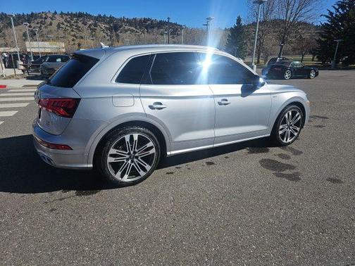 Florett Silver Metallic 2018 Audi SQ5 3.0T Prestige
