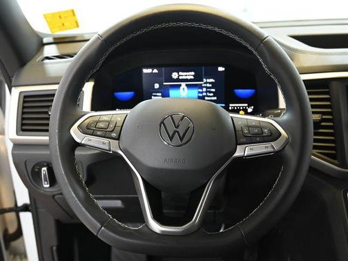 Pure White 2022 Volkswagen Atlas Cross Sport 2.0T SE