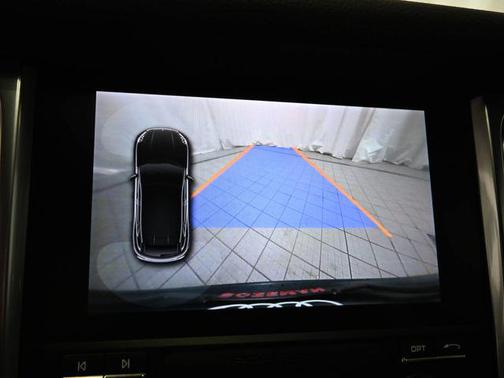 2018 Porsche Macan Macan