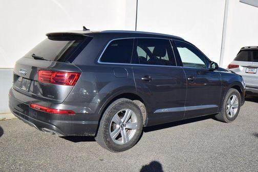 2018 Audi Q7 2.0T Premium Plus