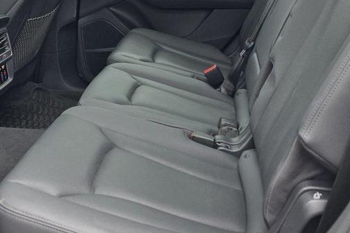 2021 Audi Q7 55 Premium Plus