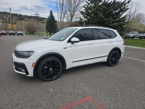Pure White 2021 Volkswagen Tiguan 2.0T SEL R-Line 4MOTION