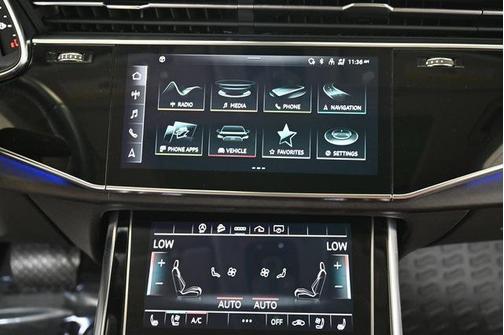 2022 Audi Q8 55 Premium Plus