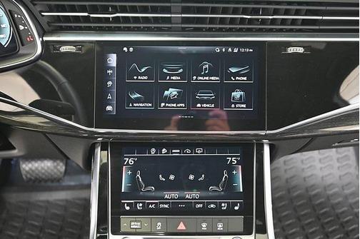 2025 Audi Q7 45 Premium Plus