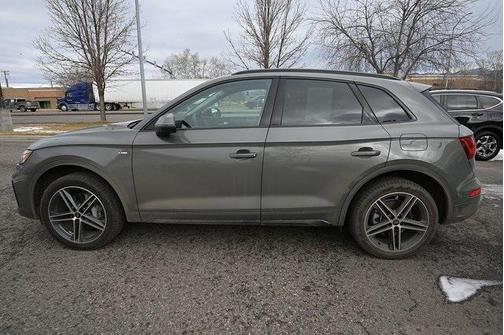 2023 Audi Q5 e 55 S line Premium Plus