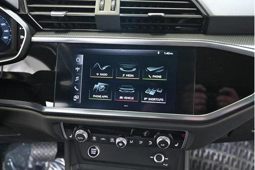 2021 Audi Q3 45 S line Premium