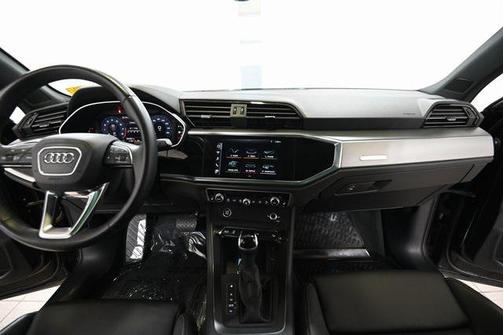 2021 Audi Q3 45 S line Premium