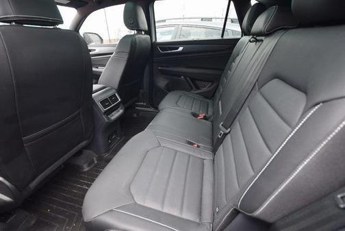 2024 Volkswagen Atlas Cross Sport 2.0T SEL