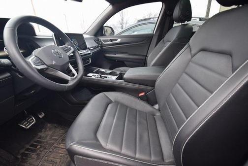 2024 Volkswagen Atlas Cross Sport 2.0T SEL