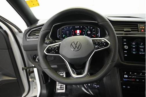2022 Volkswagen Tiguan 2.0T SEL R-Line 4MOTION