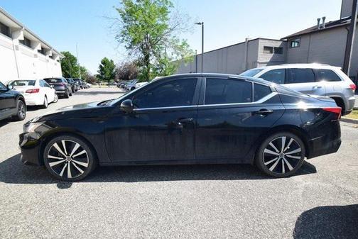 2020 Nissan Altima SR FWD