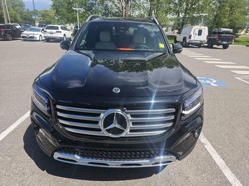 Night Black 2026 Mercedes-Benz GLB 250 4MATIC