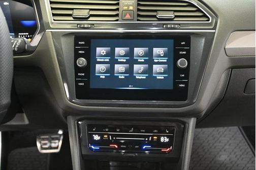 2024 Volkswagen Tiguan 2.0T SE R-Line Black 4MOTION