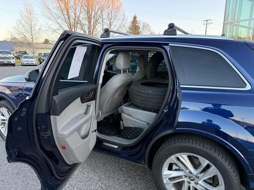 2020 Audi Q7 55 Premium Plus