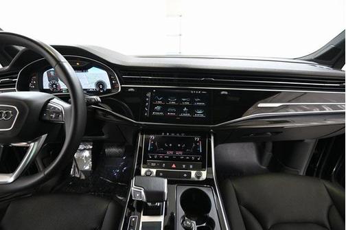 2021 Audi Q7 55 Premium Plus