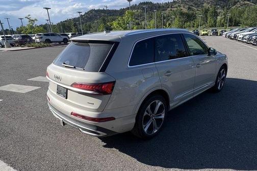 2021 Audi Q7 55 Premium Plus