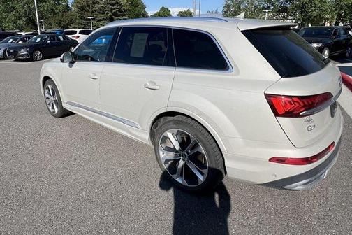 2021 Audi Q7 55 Premium Plus