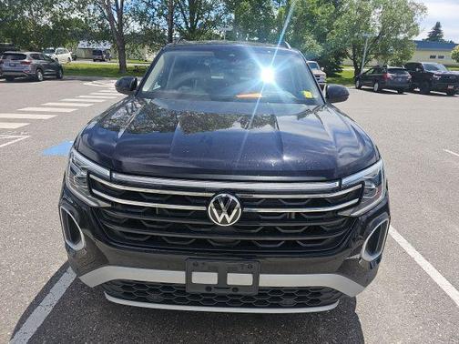 Deep Black Pearl 2024 Volkswagen Atlas 2.0T SEL
