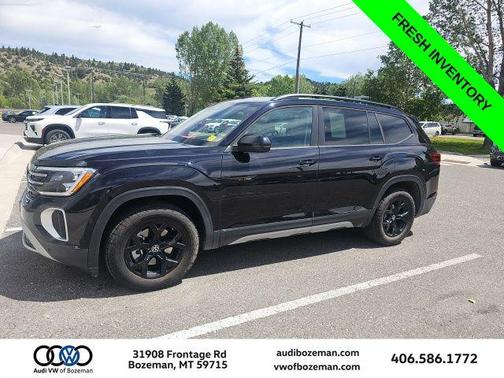 Deep Black Pearl 2024 Volkswagen Atlas 2.0T SEL