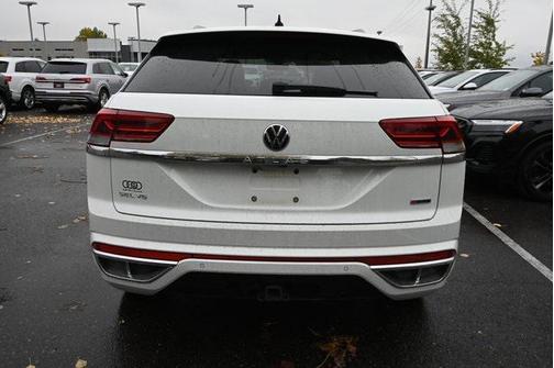 2022 Volkswagen Atlas Cross Sport 3.6L V6 SEL R-Line