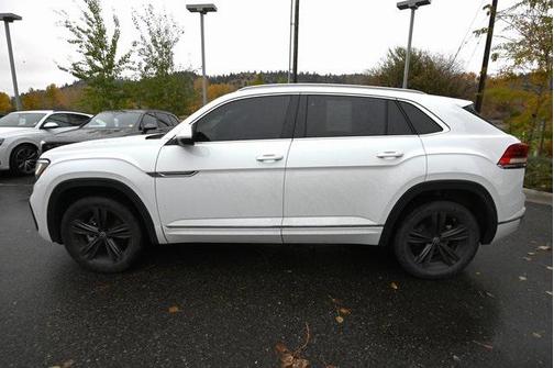 2022 Volkswagen Atlas Cross Sport 3.6L V6 SEL R-Line