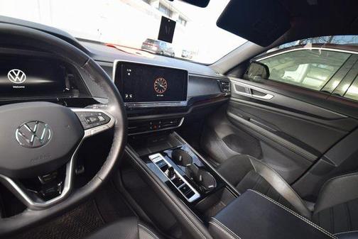 2024 Volkswagen Atlas Cross Sport 2.0T SEL