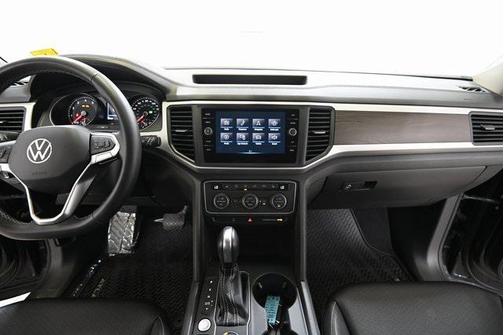 2021 Volkswagen Atlas 3.6L SE w/Technology