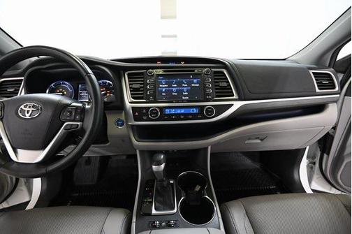 2019 Toyota Highlander Hybrid Base