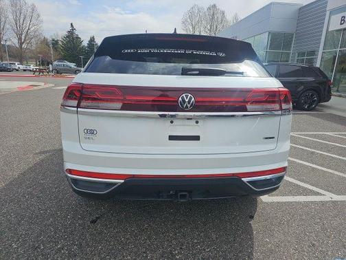 2024 Volkswagen Atlas Cross Sport 2.0T SEL