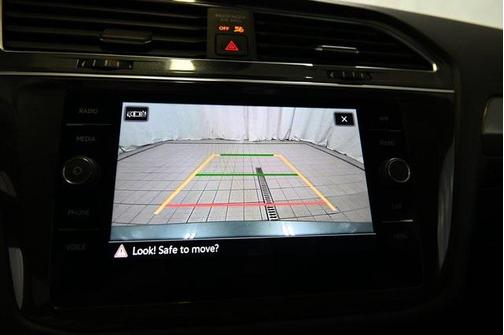 2022 Volkswagen Tiguan 2.0T SE R-Line Black 4MOTION