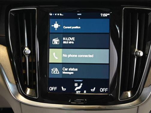 Denim Blue Metallic 2022 Volvo S60 Recharge Plug-In Hybrid T8 Inscription