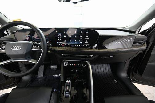 2025 Audi Q5 Premium Plus TFSI quattro S tronic