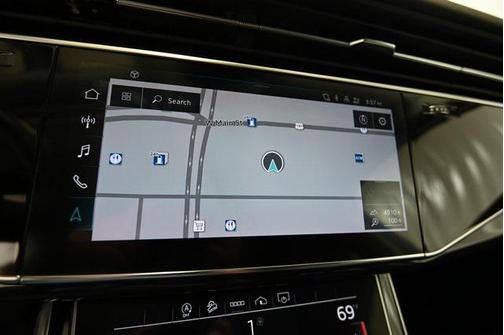 2024 Audi Q7 45 Premium Plus