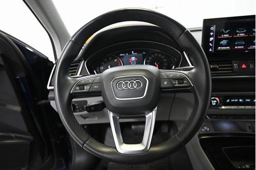 2022 Audi Q5 45 S line Premium