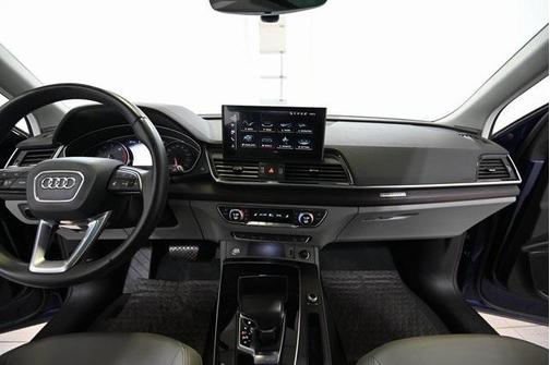 2022 Audi Q5 45 S line Premium
