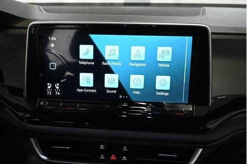 2026 Volkswagen Atlas Cross Sport 2.0T SEL Premium