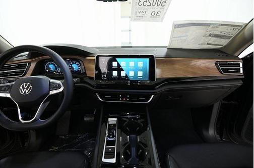 2026 Volkswagen Atlas 2.0T SE w/Technology 4MOTION