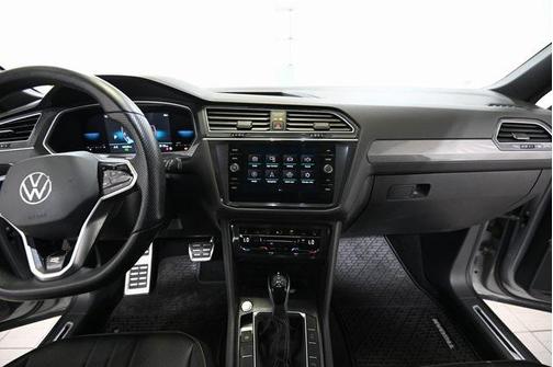 2022 Volkswagen Tiguan 2.0T SE R-Line Black 4MOTION
