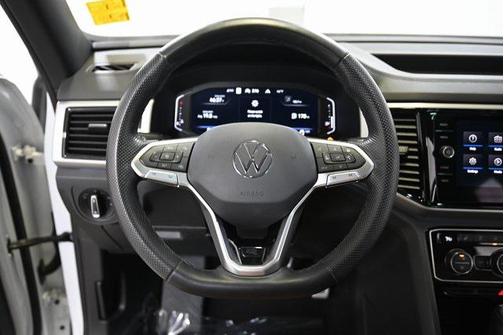 2023 Volkswagen Atlas Cross Sport 3.6L V6 SEL Premium R-Line