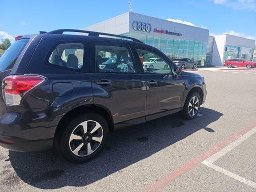 Dark Gray Metallic 2017 Subaru Forester 2.5i
