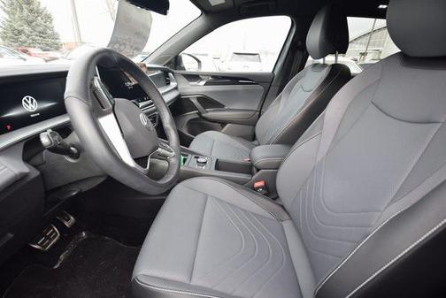 2025 Volkswagen Tiguan 2.0T SE R-Line Black 4MOTION