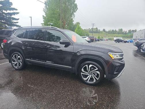 Deep Black Pearl 2021 Volkswagen Atlas 3.6L SEL Premium