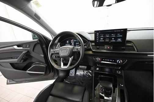 2024 Audi Q5 45 S line Premium Plus