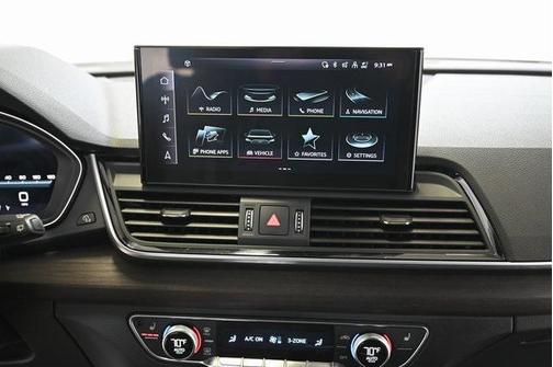 2024 Audi Q5 45 S line Premium Plus