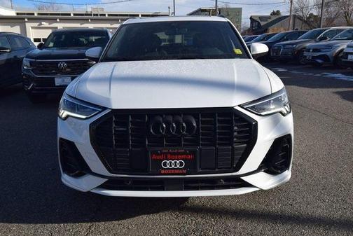 2025 Audi Q3 Premium 45 TFSI S line quattro Tiptronic