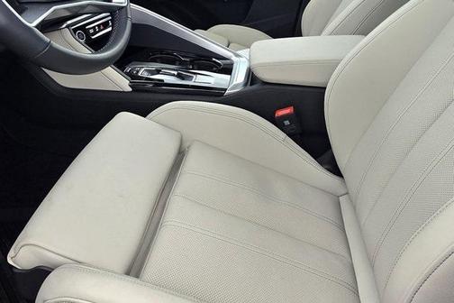 2025 Audi Q5 Prestige TFSI quattro S tronic