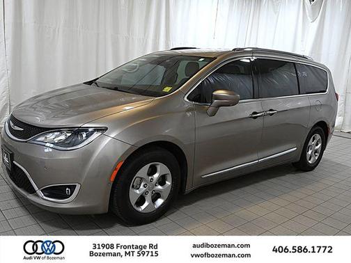 Molten Silver 2017 Chrysler Pacifica Touring-L